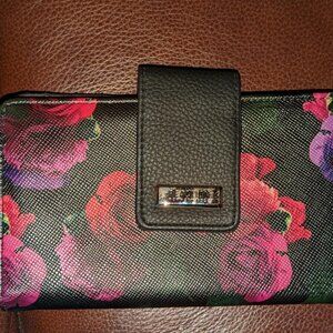 Pretty Kenneth Cole Reaction with a Black Floral Pattern Wallet Women
